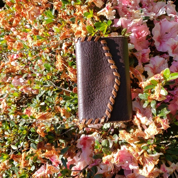 UNDER ONE SKY Crossbody with chain strap detail. cheetah print lining - Picture 12 of 13